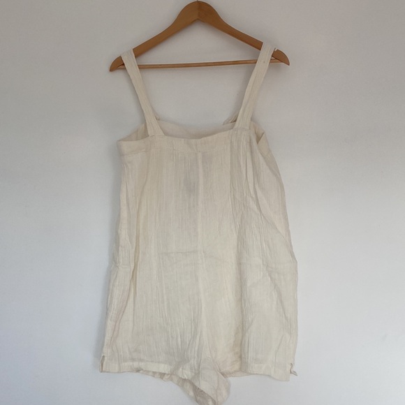 L*Space off white relaxed fit romper - Picture 6 of 10